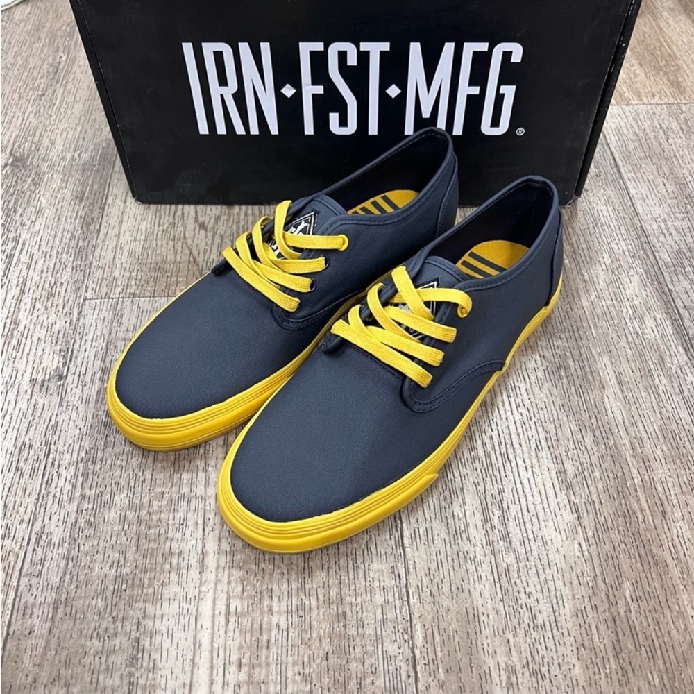 NIB Men’s Navy/Yellow Iron Fist Skate Shoe- Size 9